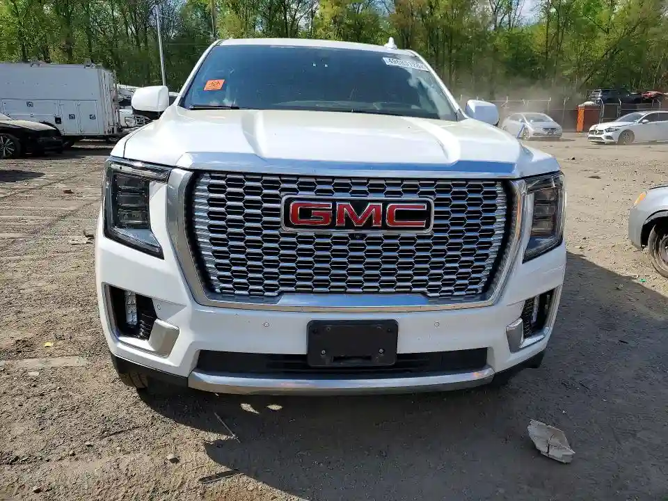1GKS2JKL1NR133437 2022 GMC YUKON-4