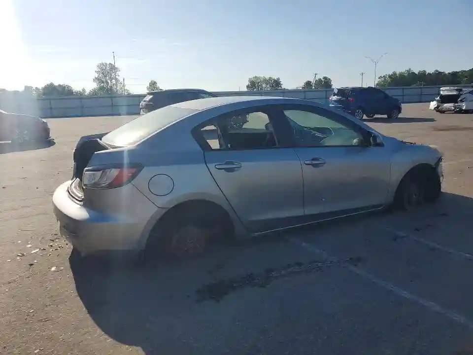 JM1BL1V52C1679634 2012 MAZDA MAZDA3-2