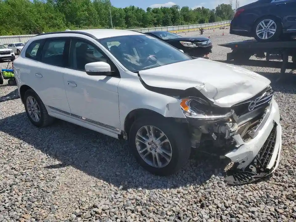 YV440MDJ8F2682437 2015 VOLVO XC60-3
