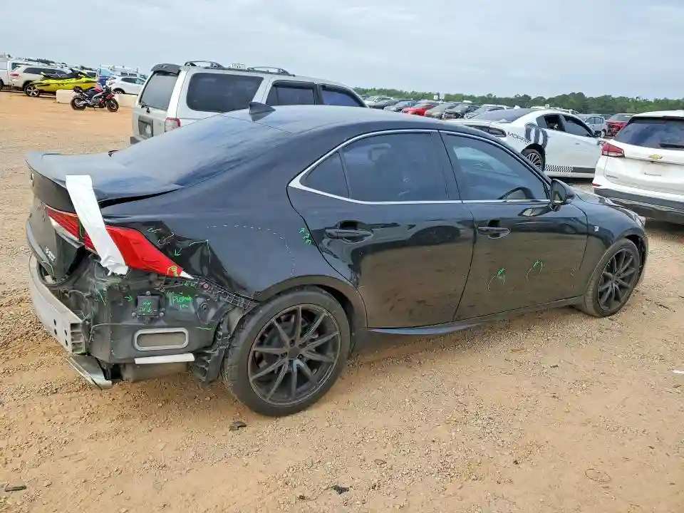 JTHBA1D20J5080586 2018 LEXUS IS-2