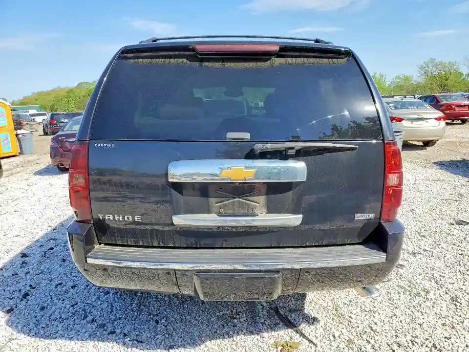 1GNSKCE00CR145558 2012 CHEVROLET TAHOE-5