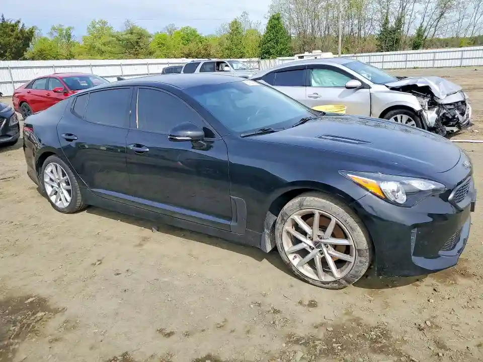 KNAE15LA3J6017360 2018 KIA STINGER-3