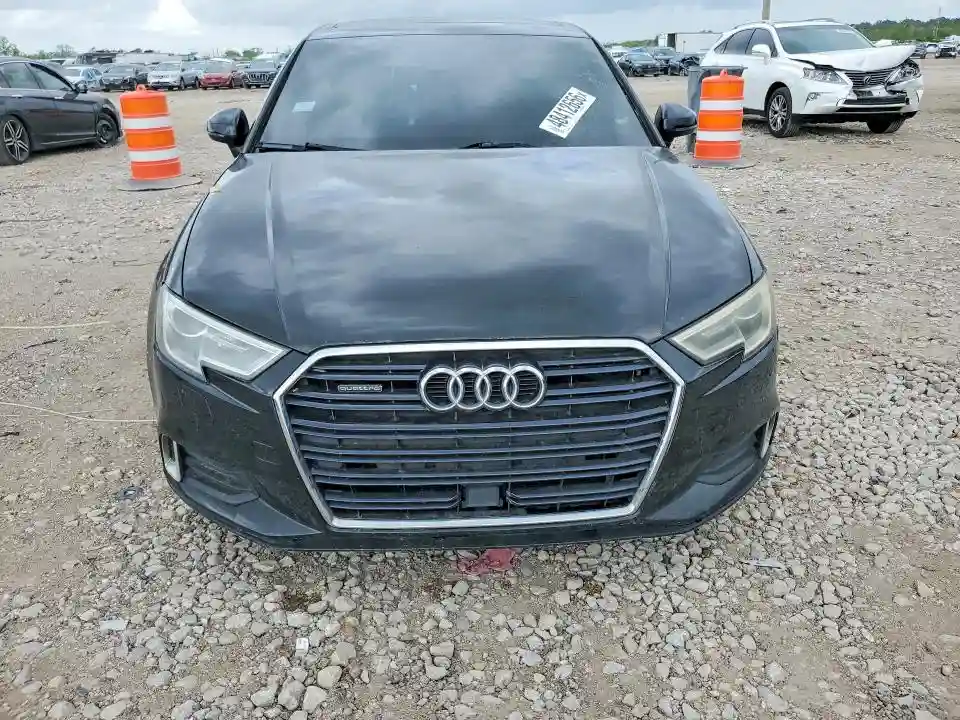 WAUBEGFF9K1016576 2019 AUDI A3-4