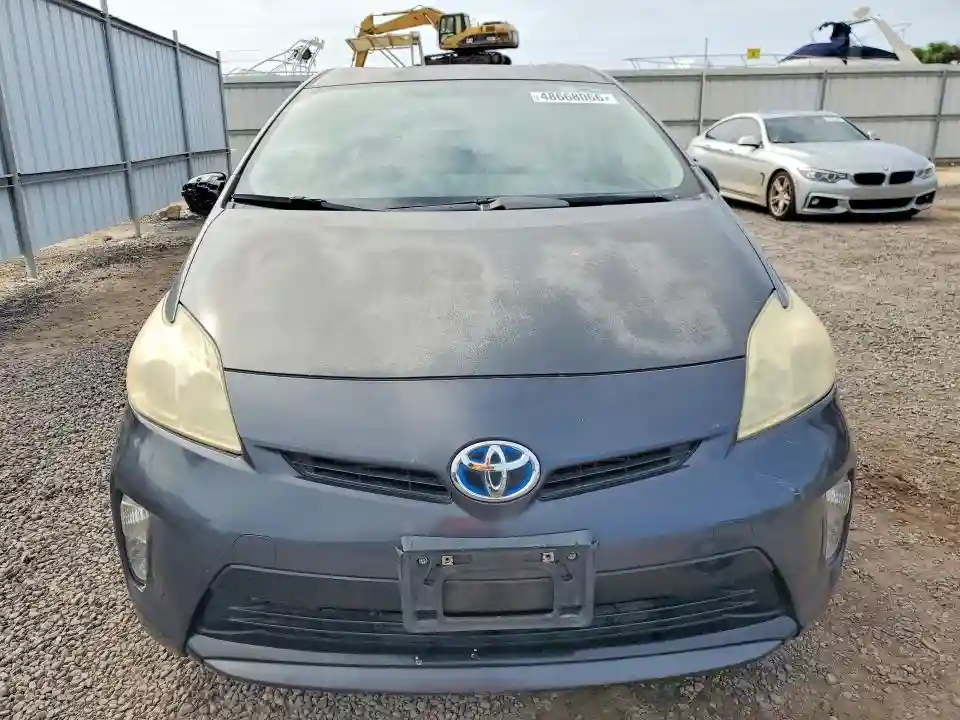 JTDKN3DU8D1617817 2013 TOYOTA PRIUS-4