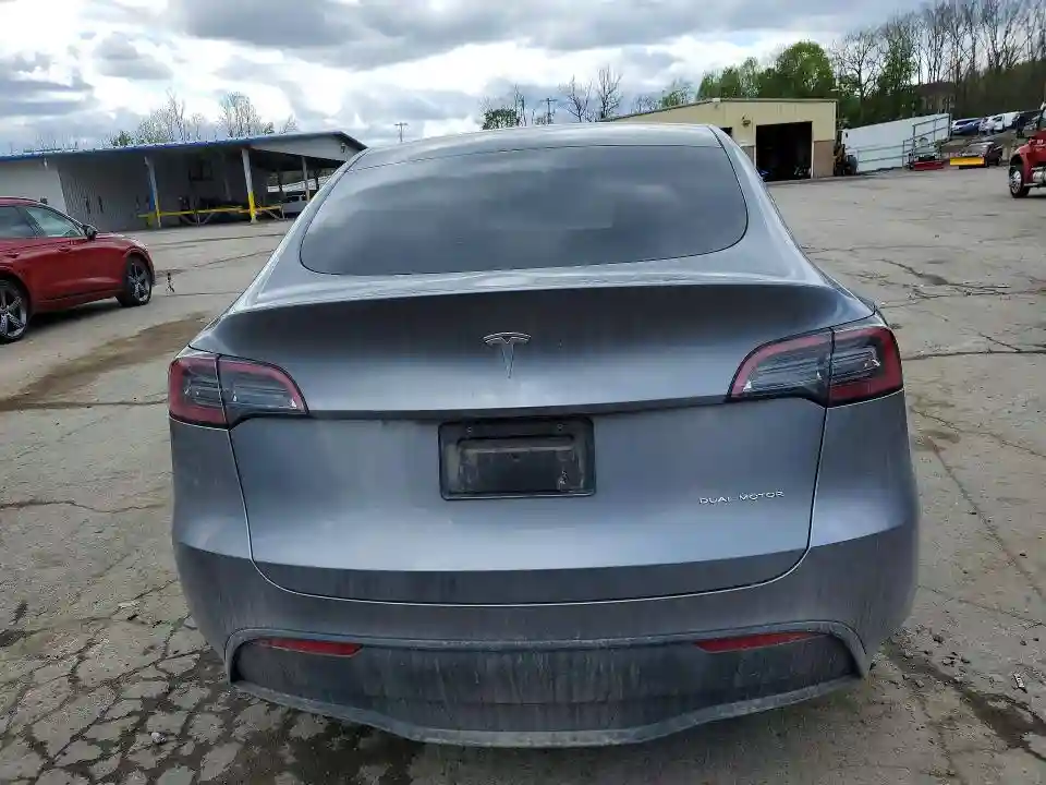 7SAYGAEE3RF098659 2024 TESLA MODEL Y-5