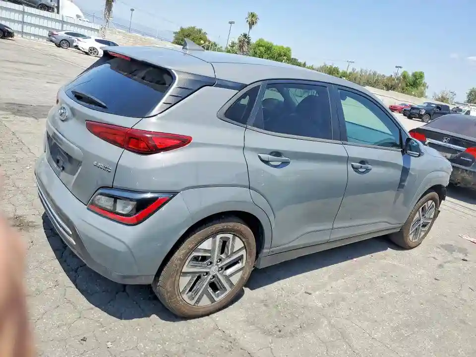 KM8K23AG2PU183724 2023 HYUNDAI KONA-2