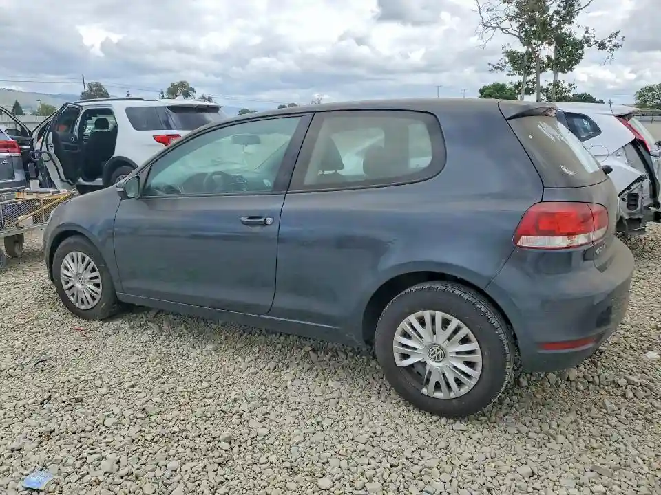 WVWBB7AJ9AW263900 2010 VOLKSWAGEN GOLF-1