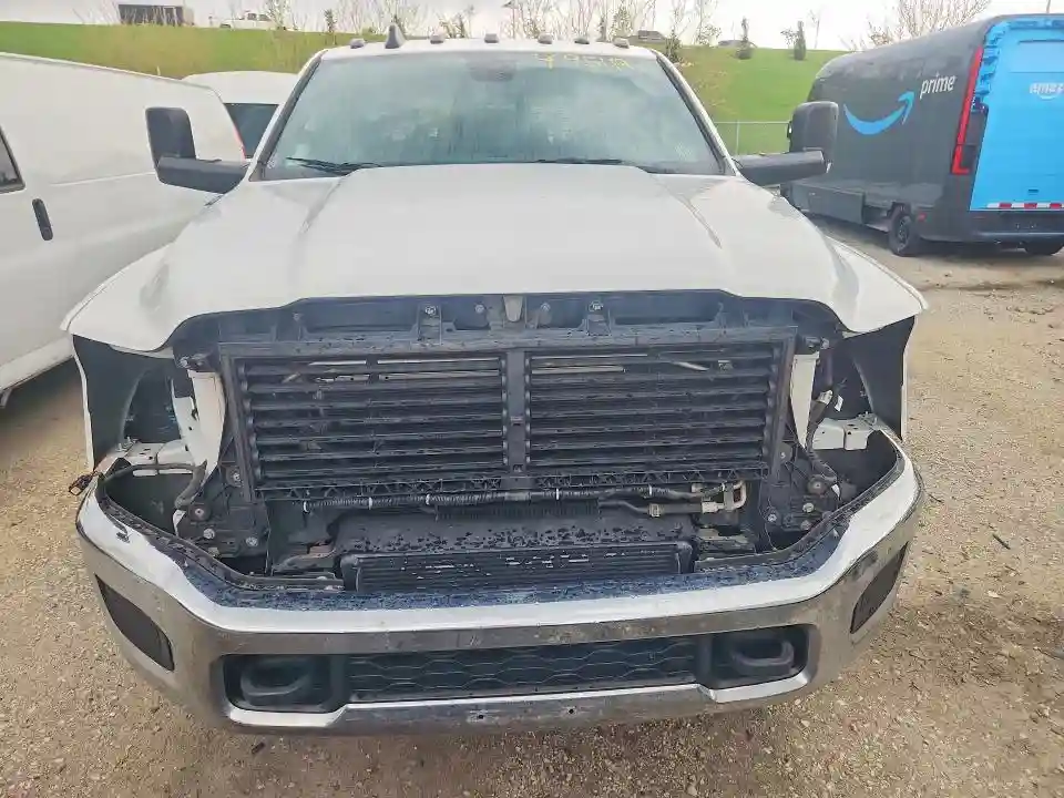 3C63RRGL9NG135415 2022 RAM 3500-4