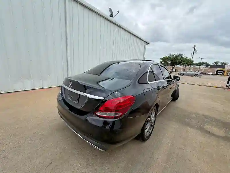 55SWF4JB4JU235776 2018 MERCEDES-BENZ C-CLASS-3