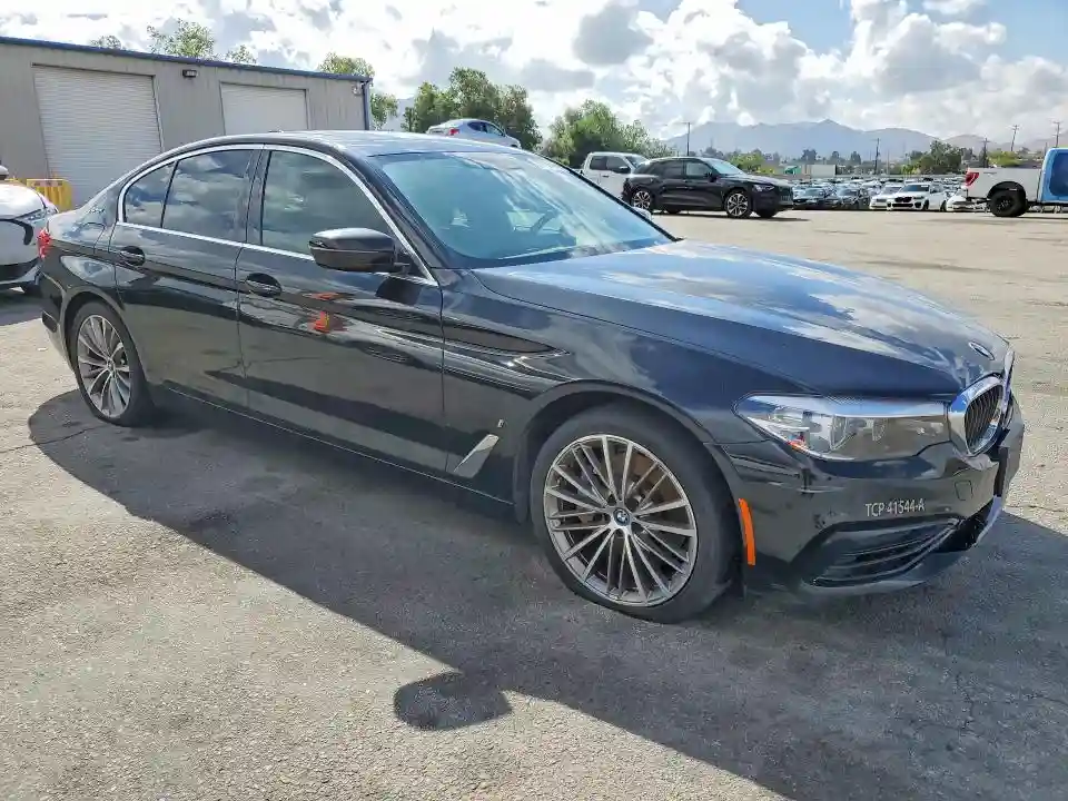 WBAJA9C53KB393607 2019 BMW 5 SERIES-3