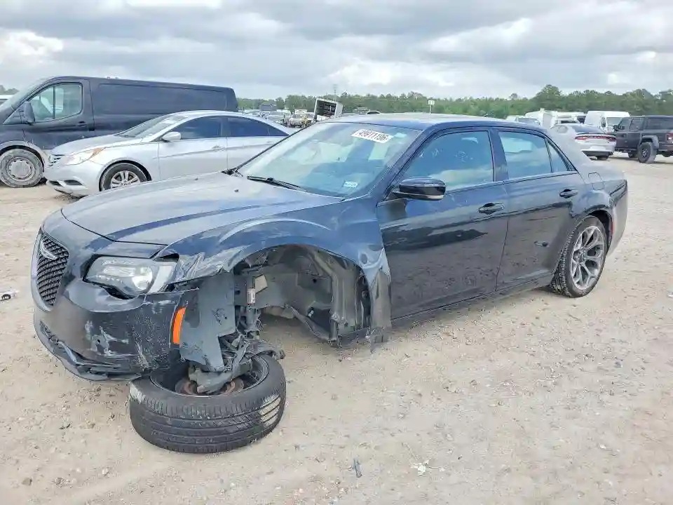 2C3CCABG6HH512068 2017 CHRYSLER 300-0