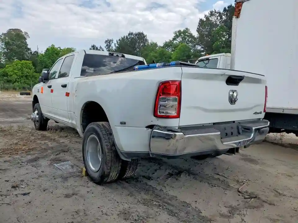 3C63RRGL6RG215180 2024 RAM 3500-1