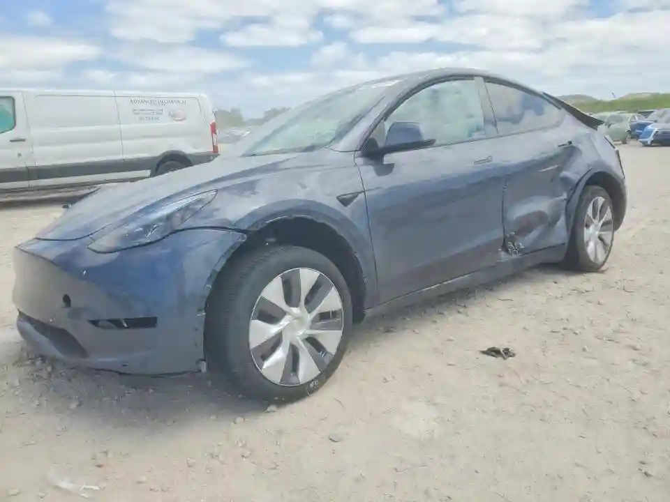 7SAYGDED6PF947527 2023 TESLA MODEL Y-0