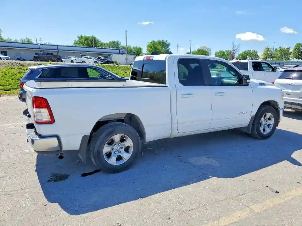 1C6RREBG2NN372882 2022 RAM 1500-2