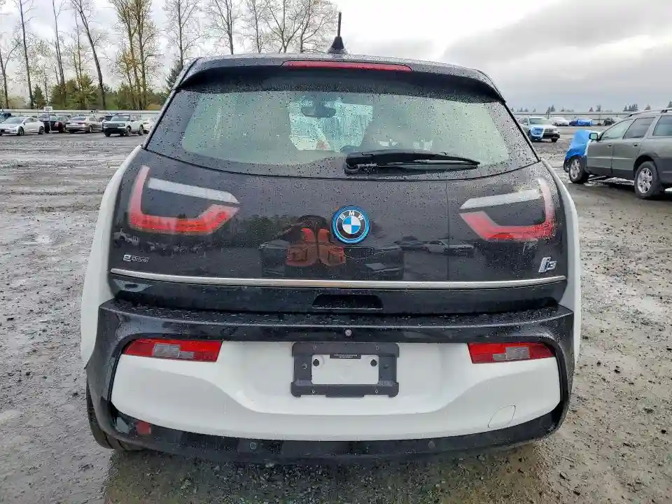 WBY8P2C57K7D00518 2019 BMW I SERIES-5