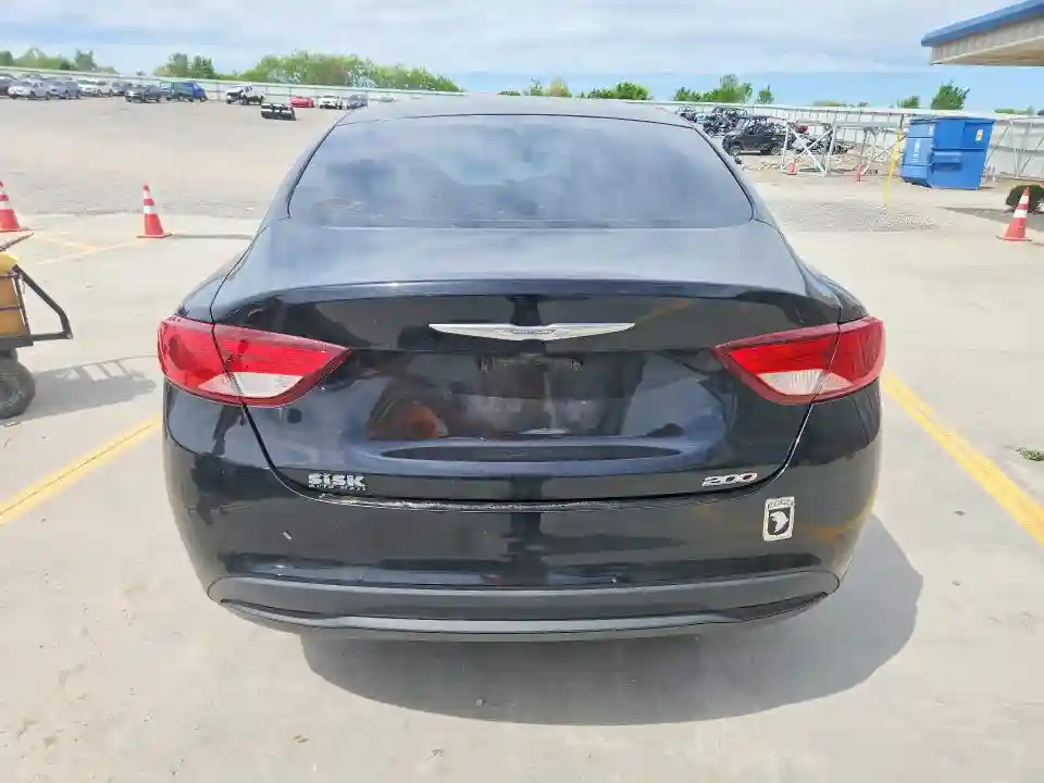 1C3CCCFB0GN196196 2016 CHRYSLER 200-5
