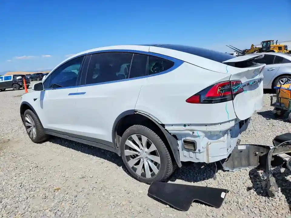 5YJXCAE21KF183015 2019 TESLA MODEL X-1