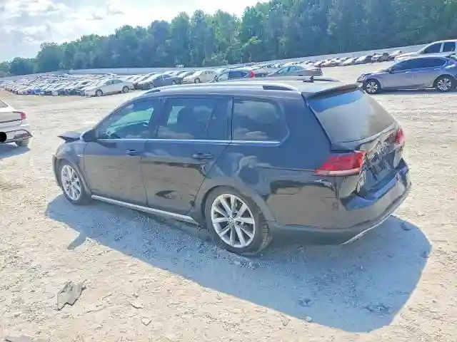 3VWH17AU4HM526745 2017 VOLKSWAGEN GOLF-1