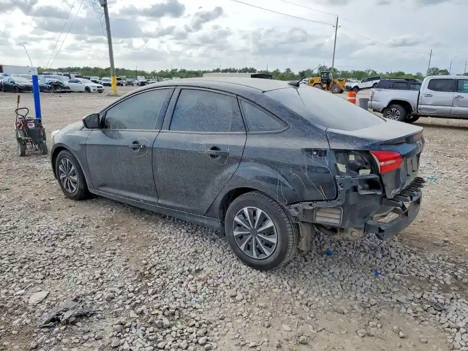 1FADP3E23JL304907 2018 FORD FOCUS-1