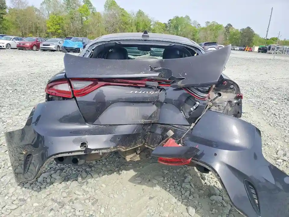 KNAE45LC0J6018538 2018 KIA STINGER-5