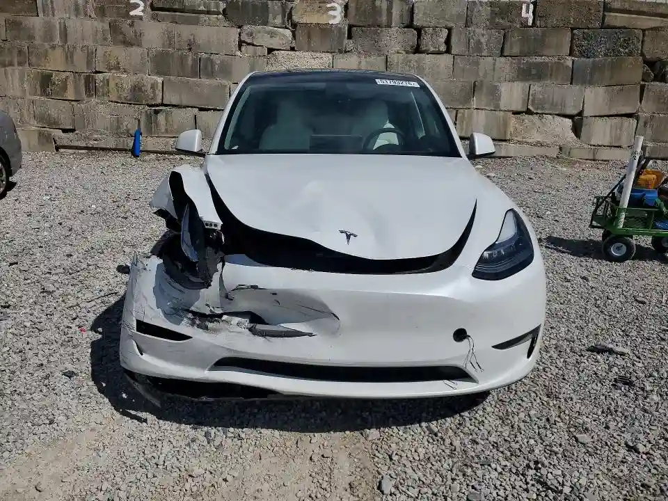 7SAYGDEE4PA095457 2023 TESLA MODEL Y-4