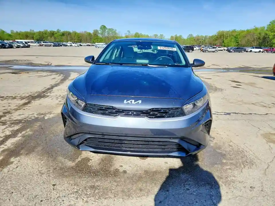 3KPF24AD7PE580748 2023 KIA FORTE-4