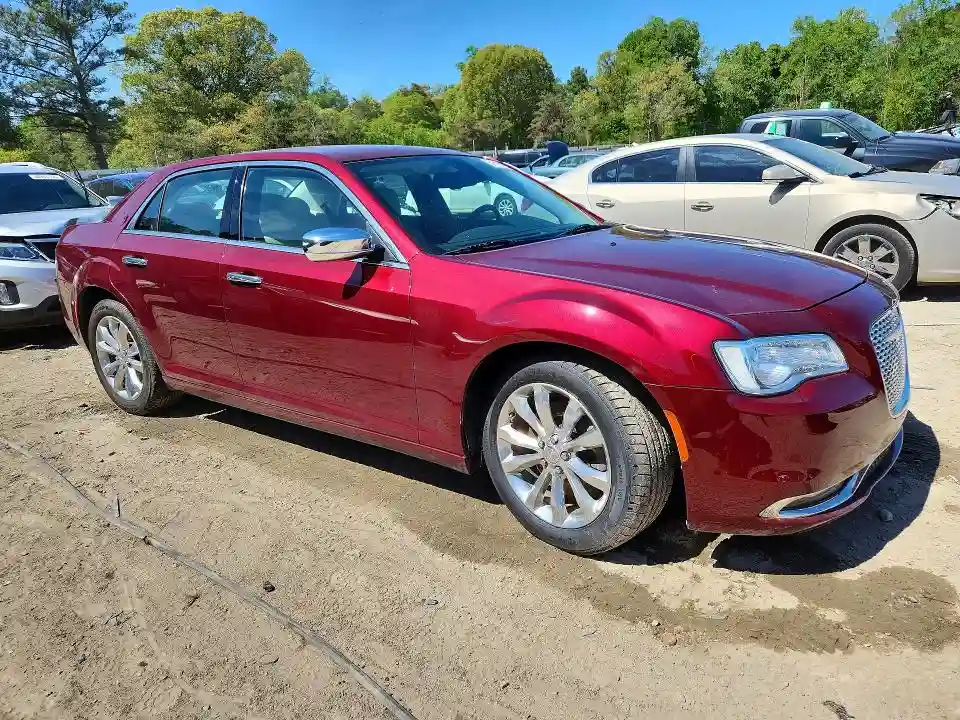 2C3CCAKG8KH542972 2019 CHRYSLER 300-3
