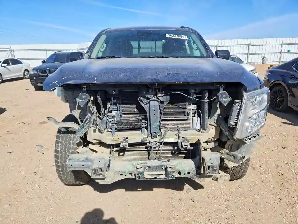 1N6AA1EE0MN510687 2021 NISSAN TITAN-4