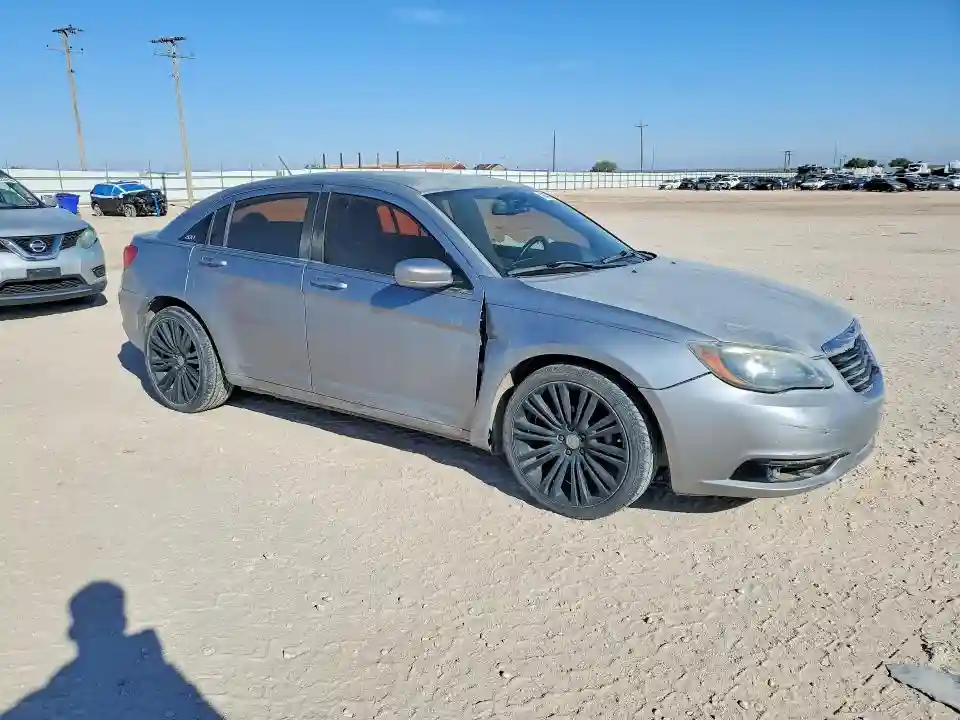 1C3CCBBG8EN159504 2014 CHRYSLER 200-3