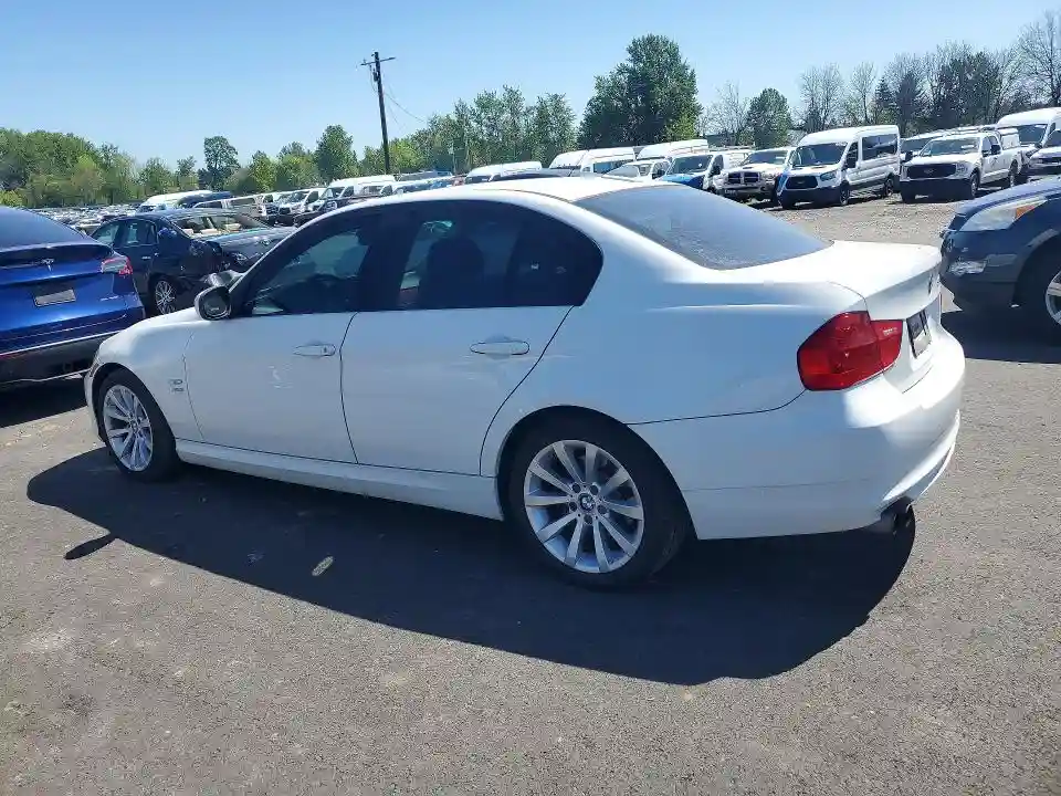 WBAPK7C53BF196702 2011 BMW 3 SERIES-1