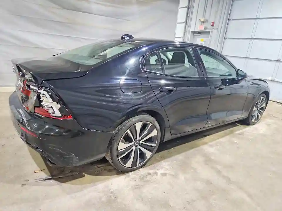 7JRL12FZ5NG175792 2022 VOLVO S60-2