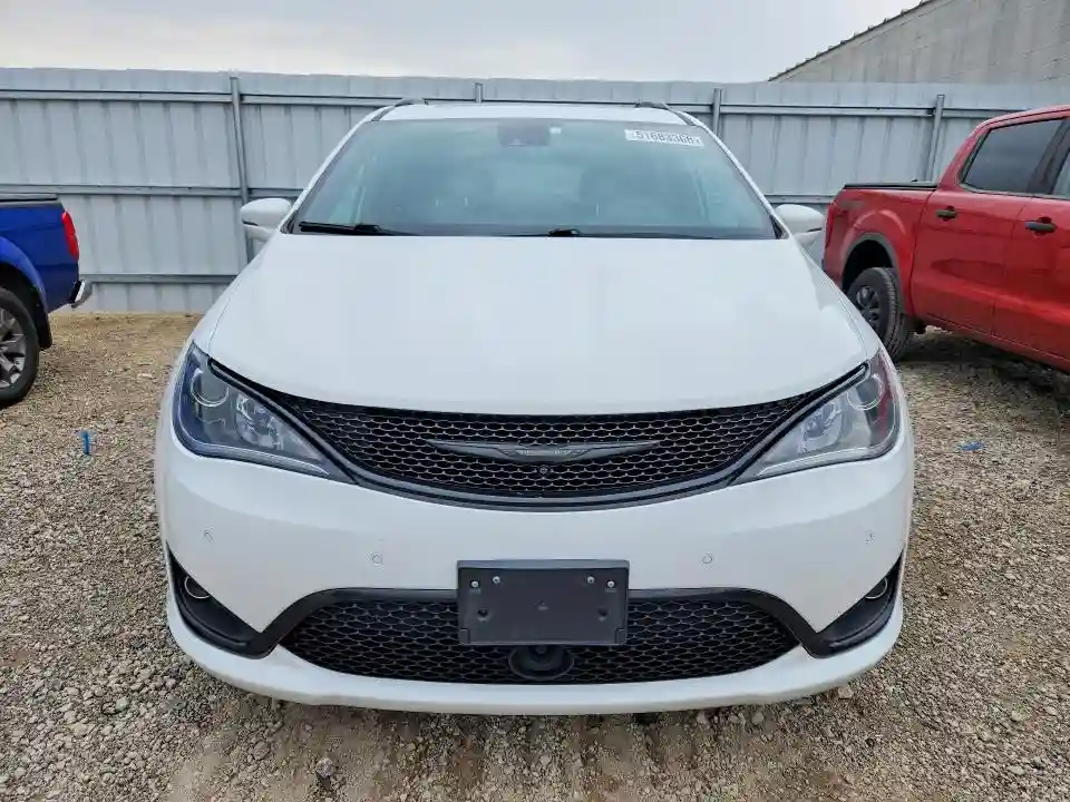 2C4RC1GG8JR261911 2018 CHRYSLER PACIFICA-4