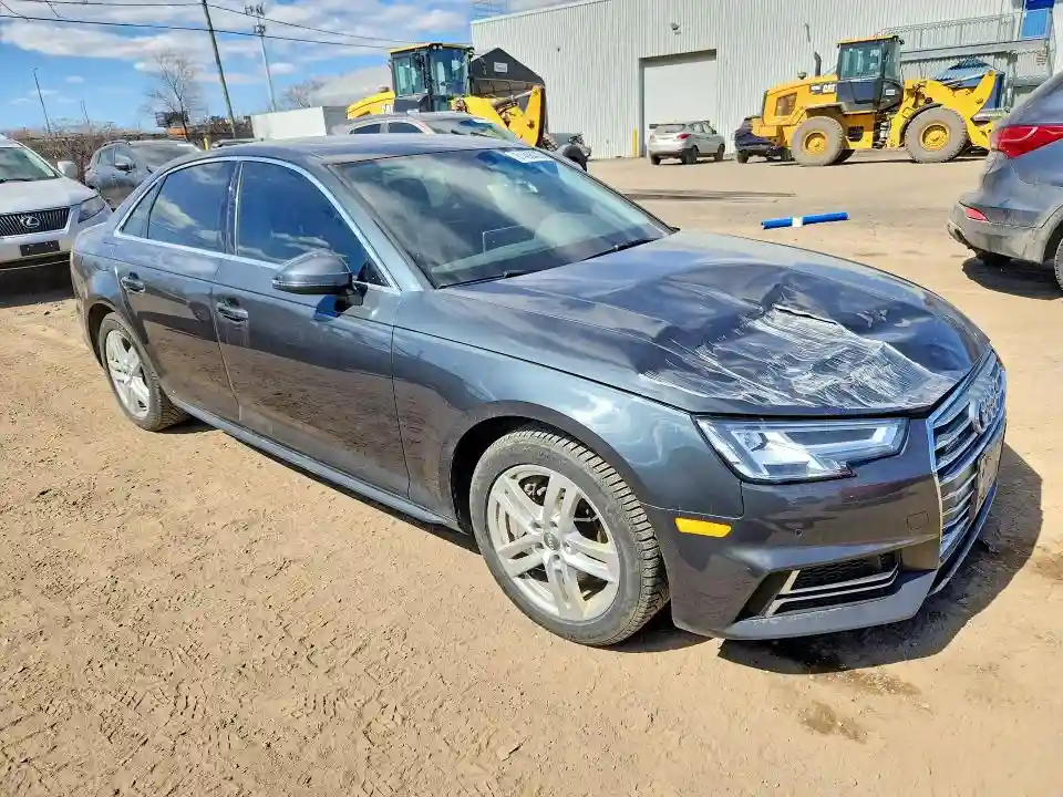 WAUBNAF45JA215926 2018 AUDI A4-3
