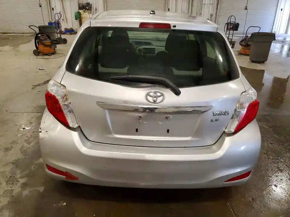 JTDKTUD36CD523600 2012 TOYOTA YARIS-5