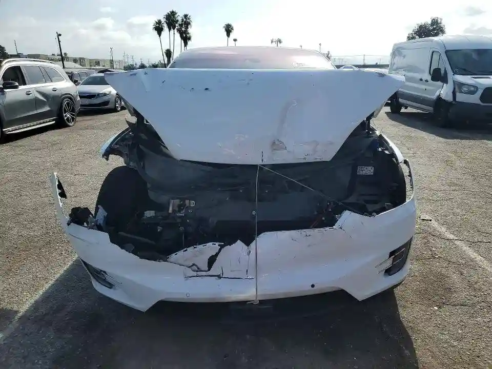 5YJXCAE20GF001540 2016 TESLA MODEL X-4