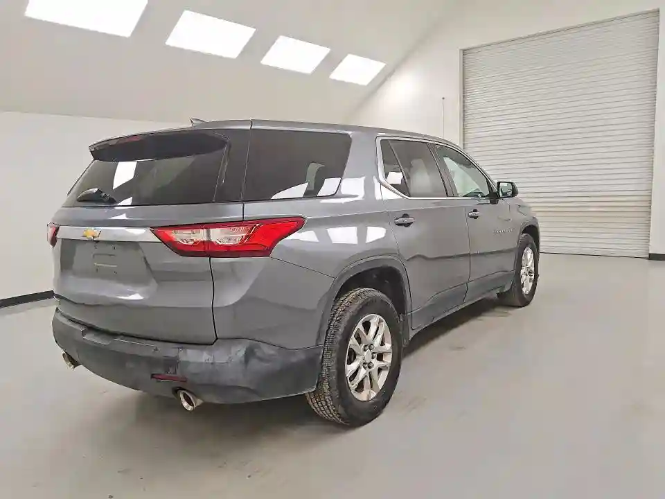 1GNERFKW2KJ126932 2019 CHEVROLET TRAVERSE-2