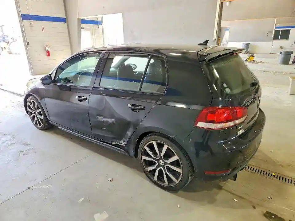 WVWGD7AJ8DW141386 2013 VOLKSWAGEN GTI-1