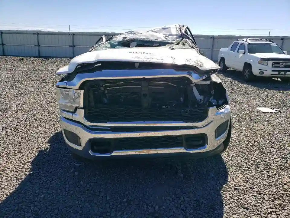 3C6UR5HL8LG275853 2020 RAM 2500-4