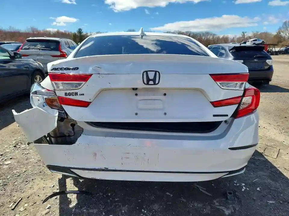1HGCV1F43JA070992 2018 HONDA ACCORD-5
