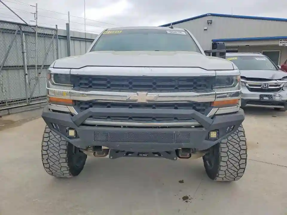 1GCRCREC2JZ188572 2018 CHEVROLET ALL MODELS-4
