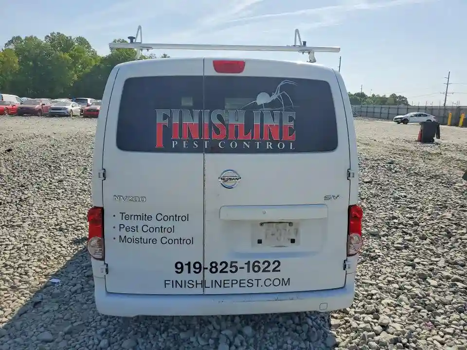 3N6CM0KN3EK698174 2014 NISSAN NV-5