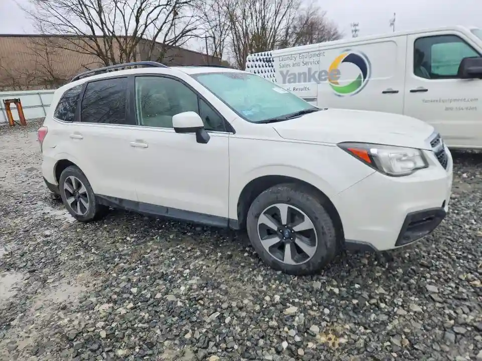 JF2SJAJC1HH535115 2017 SUBARU FORESTER-3