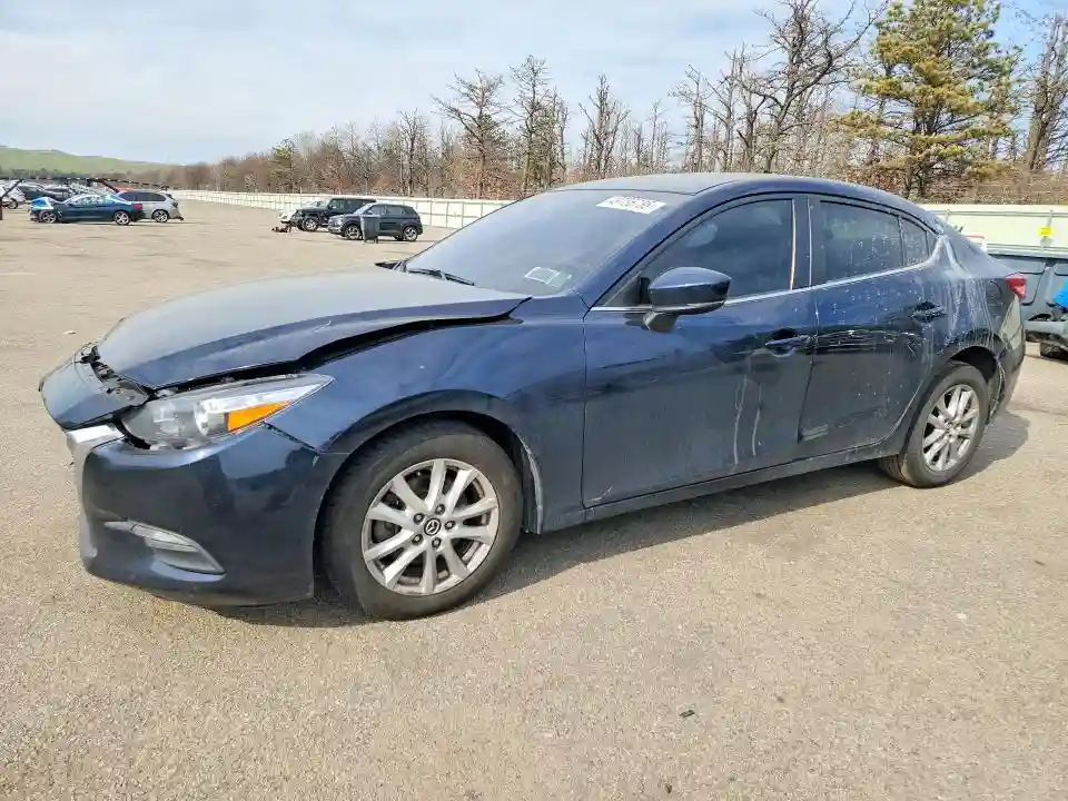 3MZBN1U77JM229181 2018 MAZDA 3-0