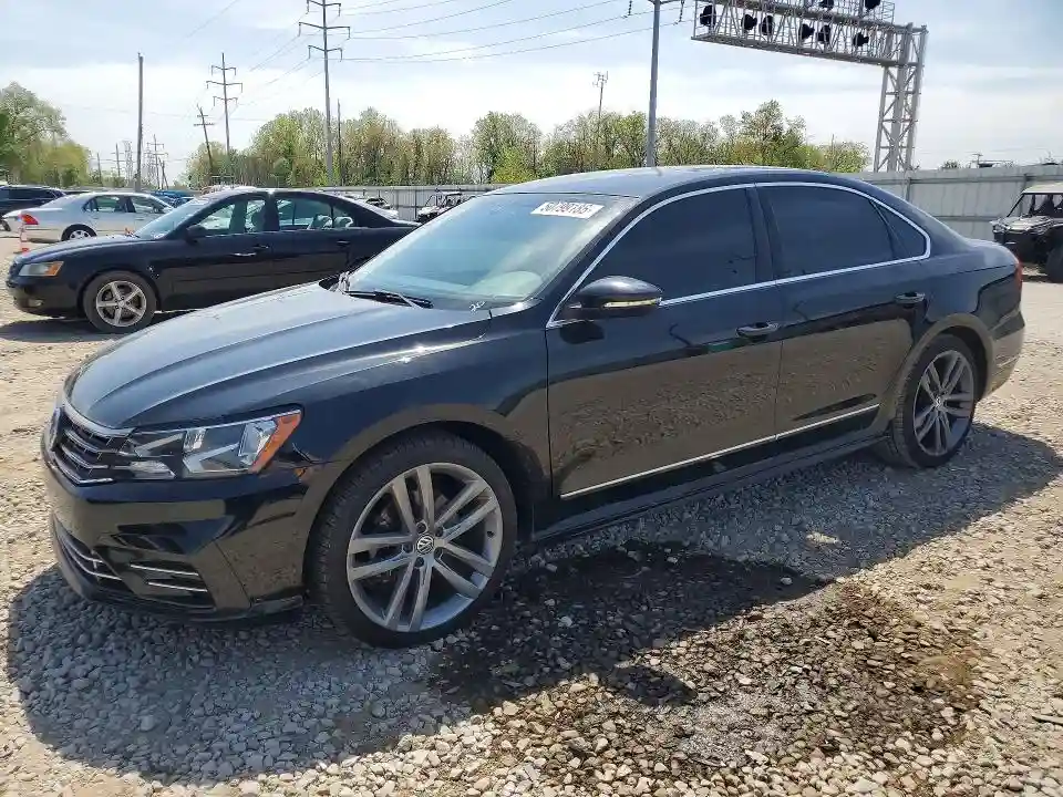 2016 VOLKSWAGEN PASSAT
