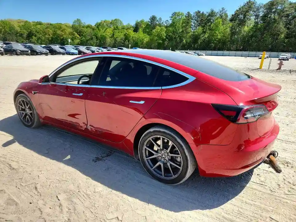 5YJ3E1EB4JF114777 2018 TESLA MODEL 3-1