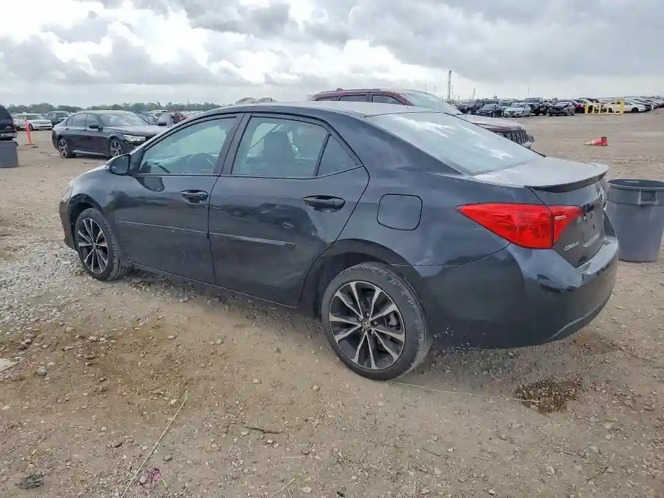 2T1BURHE5JC052751 2018 TOYOTA COROLLA-1