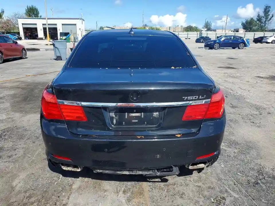 WBAKC8C57CC437645 2012 BMW 7 SERIES-5