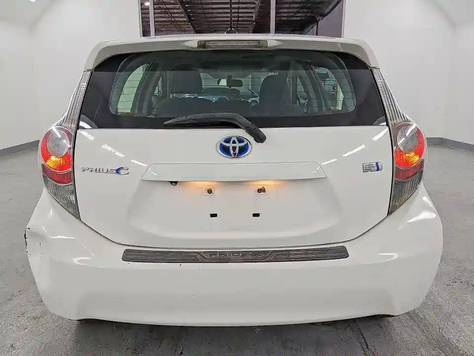 JTDKDTB38C1026463 2012 TOYOTA PRIUS-5