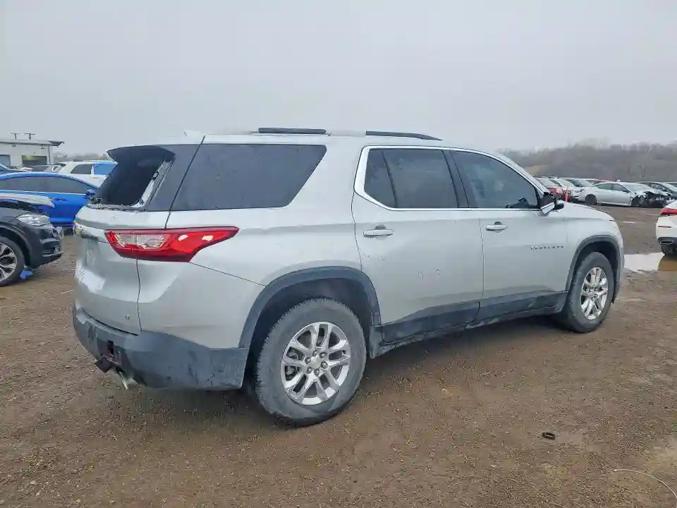 1GNERGKW5JJ102774 2018 CHEVROLET TRAVERSE-2