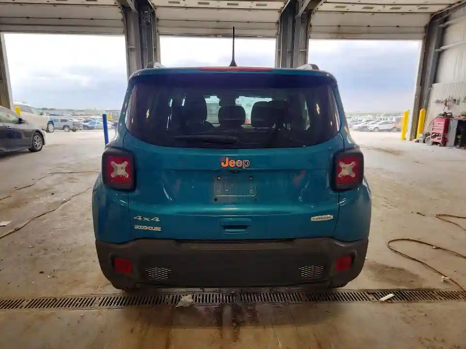 ZACNJDB14NPN77385 2022 JEEP RENEGADE-5